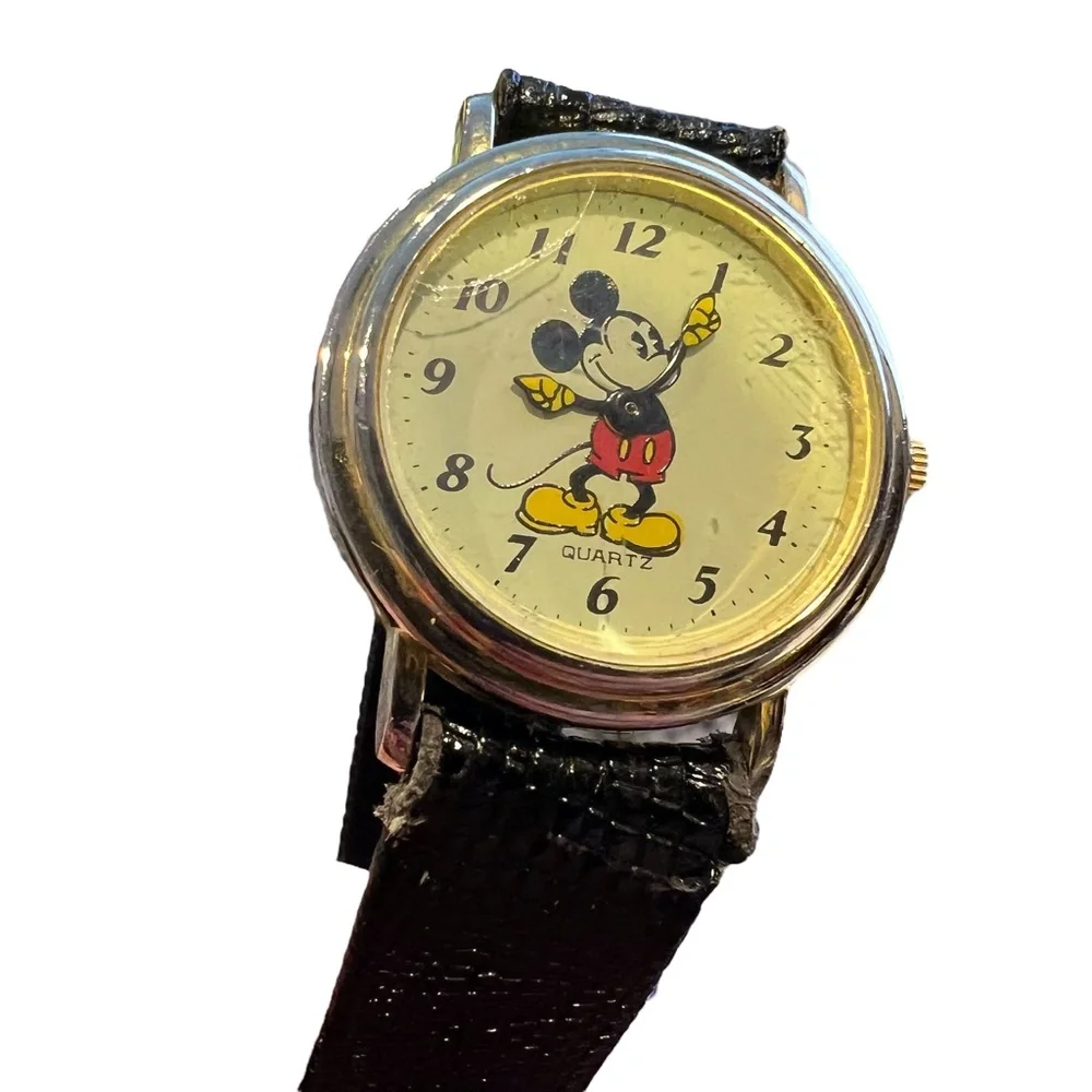 VINTAGE MICKEY MOUSE QUARTZ WATCH - GOLD TONE W YELLOW FACE KREISLER LIZARD BAND